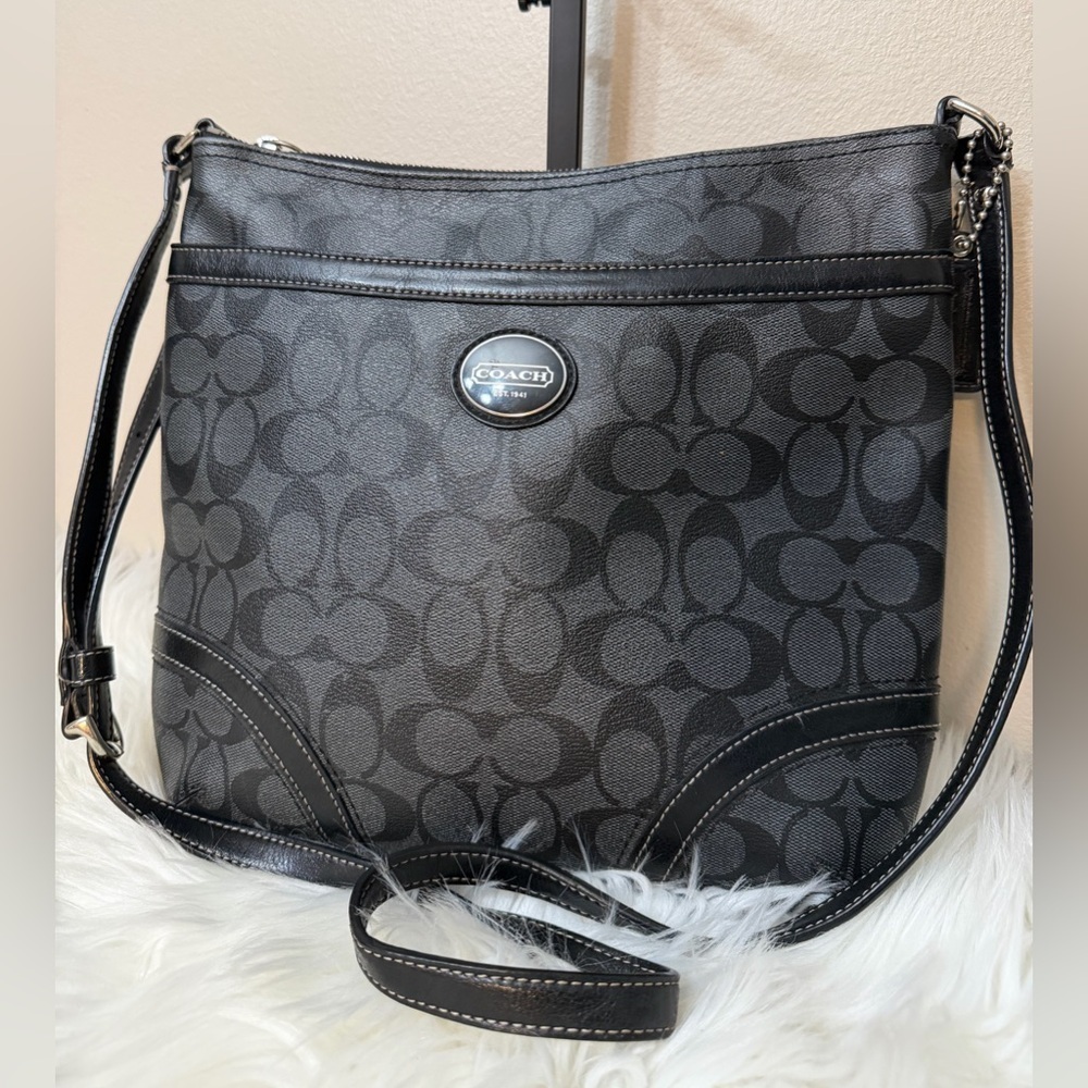 Coach #F18926 Black and Gray Crossbody Bag